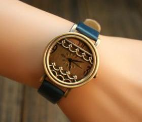 Vintage Style Watch With Waves on Luulla