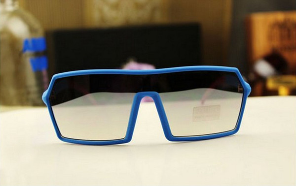 Blue Frame Visor Sunglasses